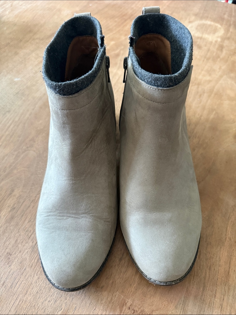Vionic Sz 9 Joslyn Taupe & Gray Ankle Booties Weather Resistant Support - Picture 6 of 13